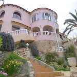 Urb Maryvilla Holiday home *