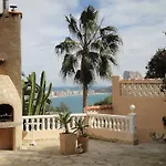 Holiday home Urb Maryvilla *
