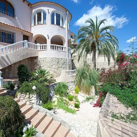 בית נופש Urb Maryvilla קלפה